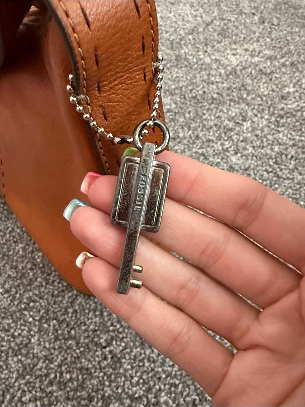 Fossil Small Shoulder Bag in Warm Cognac - Picture 3 of 5